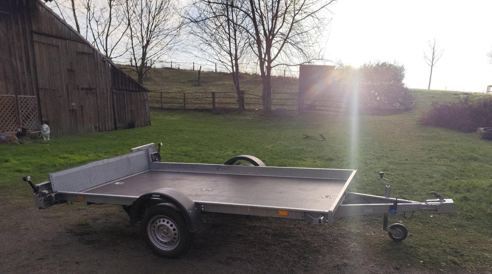 Motorrad, Quad,Auto-Aanhänger kippbar zum mieten, leihen Preview