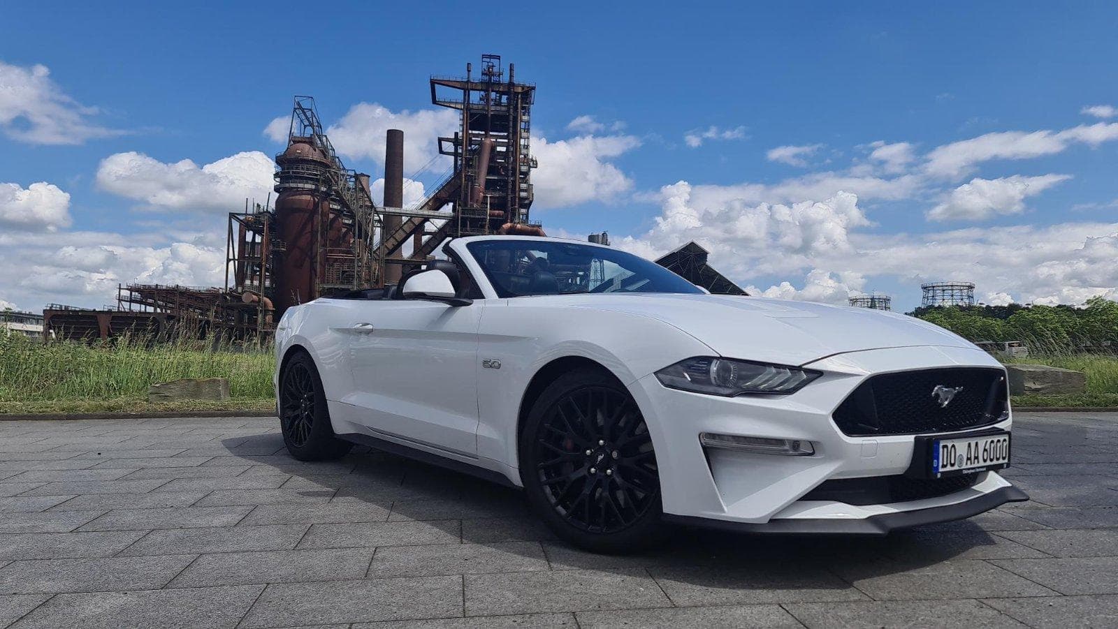 Ford Mustang 5.0 V8 450 PS Cabrio Mietwagen