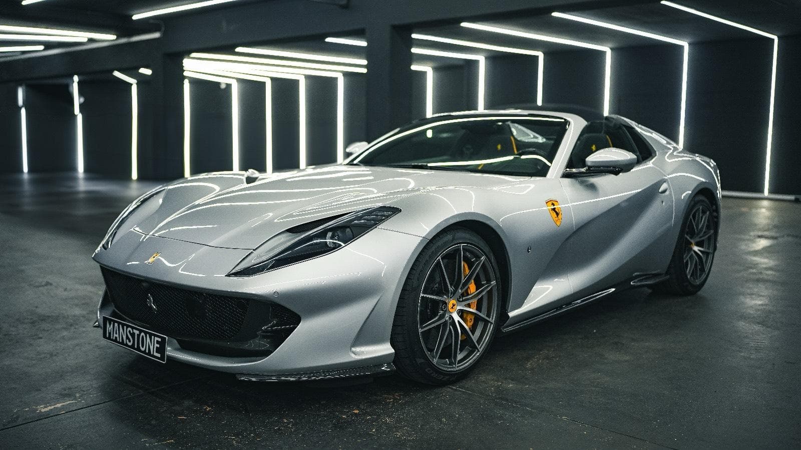 Ferrari 812 GTS Superfast mieten 800 PS V12 Sportwagen Exot Berlin