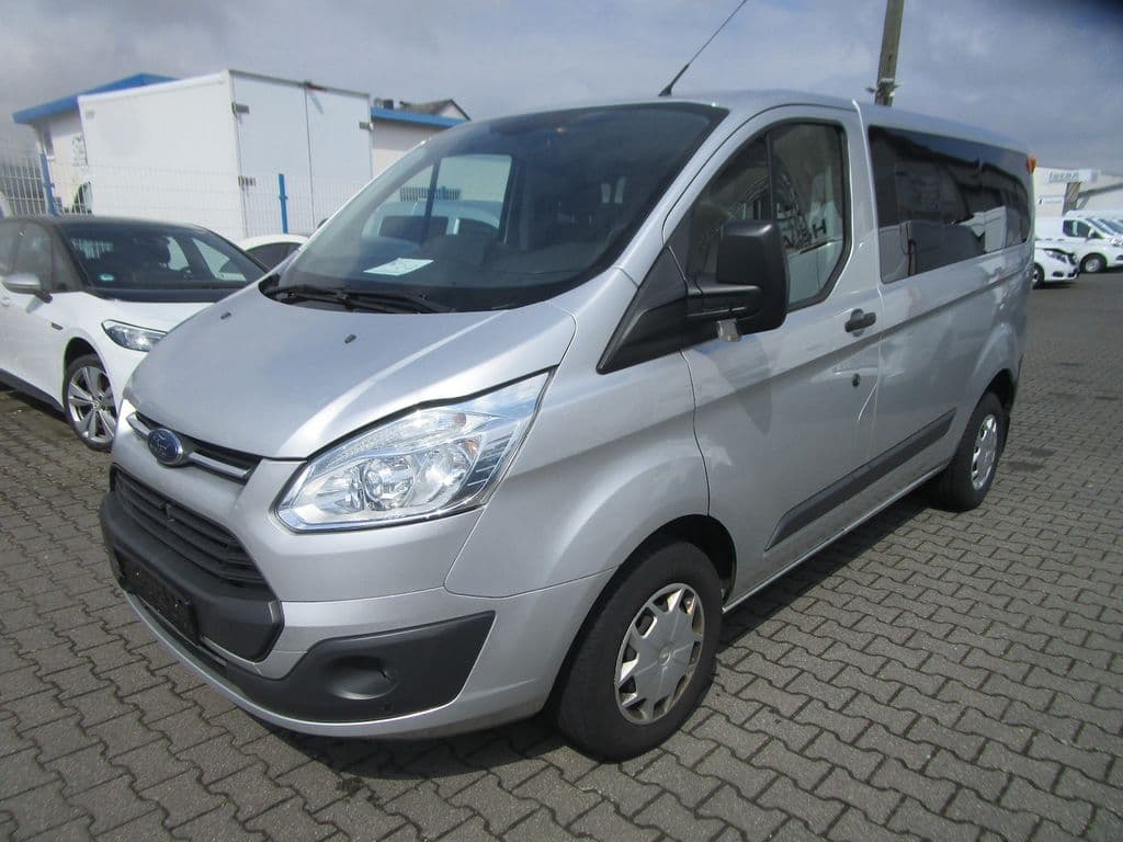 Ford Transit 9 Sitzer