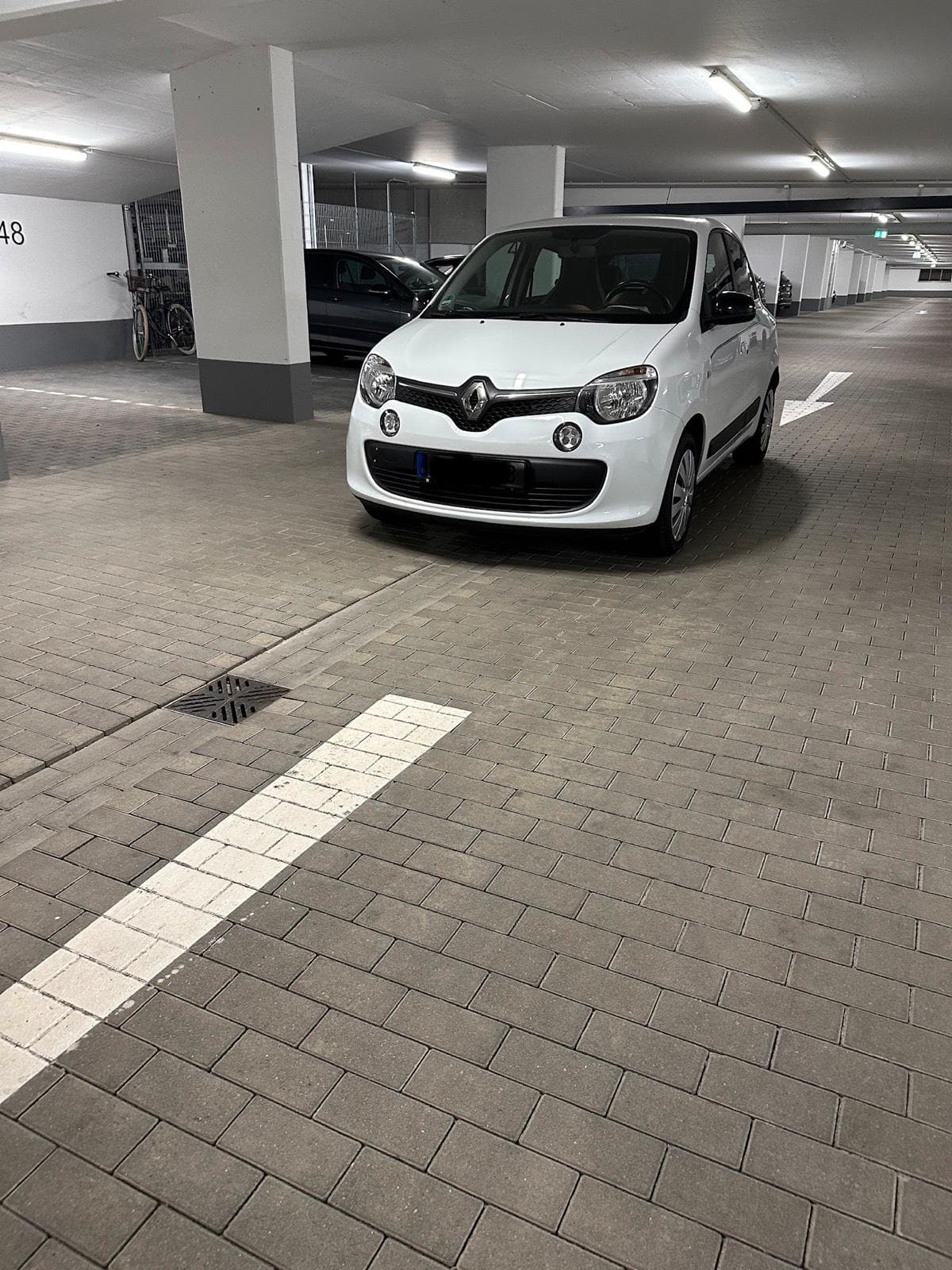 Renault Twingo Leihwagen Auto mieten Kleinwagen Langzeitmiete