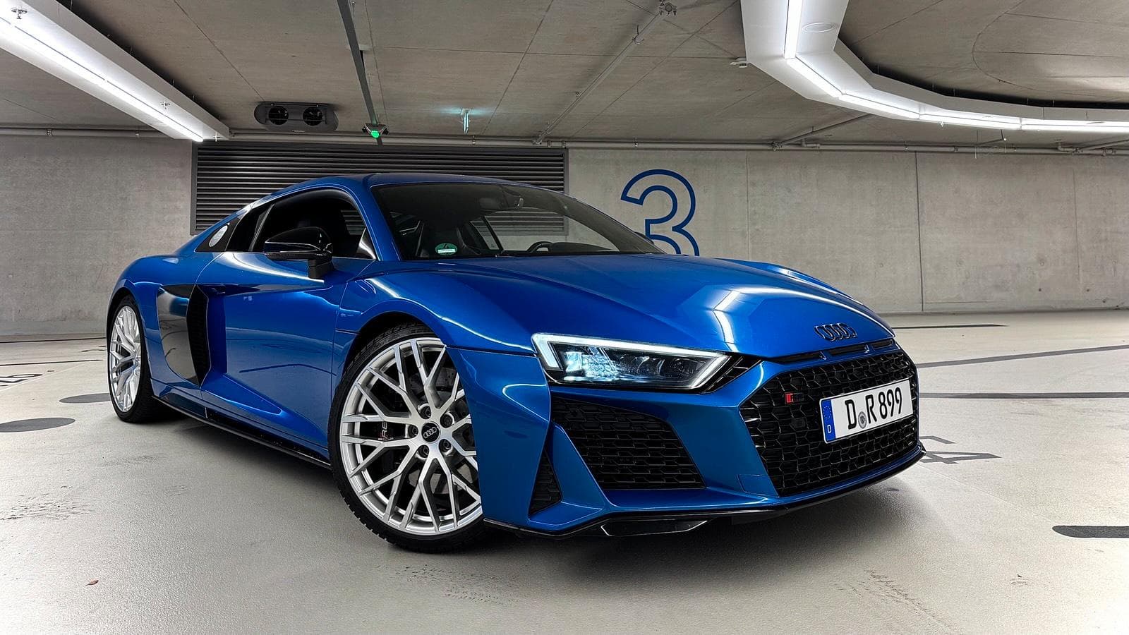 Jetzt Mieten ✅ Audi R8 V10 LAUT! Ab 20 Jahren Mieten Auto Sportwagen mieten hochzeitsauto mieten Düsseldorf Lieferung nach essen Köln Oberhausen aachen Möncheng